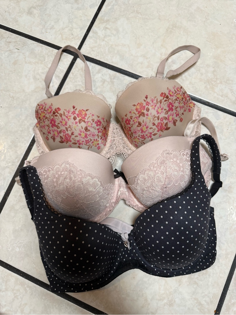 Victoria's Secret Bra Bundle 32DD